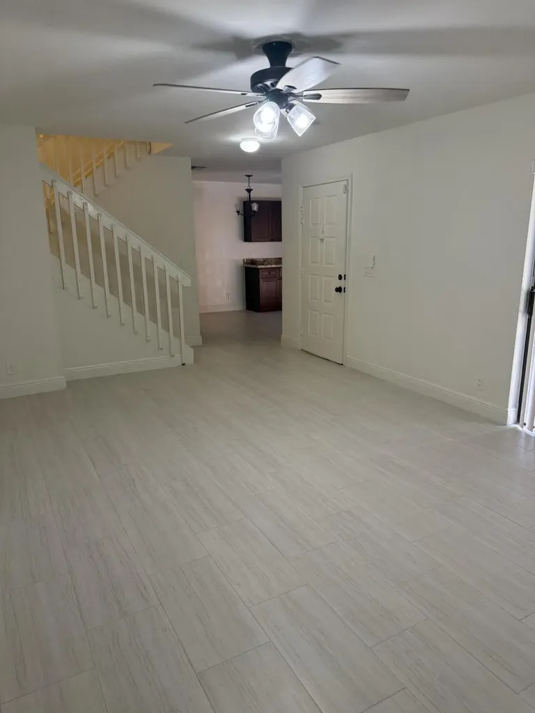 7658 Courtyard Run W Boca Raton FL 33433