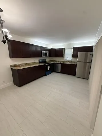 7658 Courtyard Run W Boca Raton FL 33433