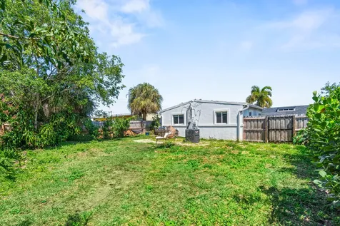 414 SW 15th Avenue Delray Beach FL 33444