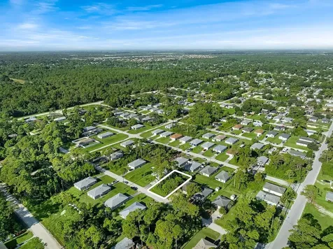 1145 10th Court SW Vero Beach FL 32962