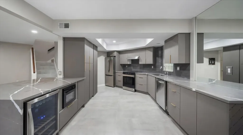 4348 Hazel Avenue Palm Beach Gardens FL 33410