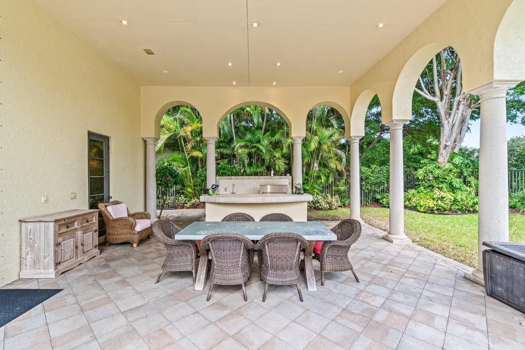 5590 Vintage Oaks Terrace Delray Beach FL 33484