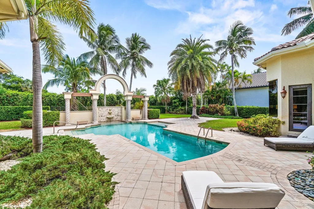 5590 Vintage Oaks Terrace Delray Beach FL 33484