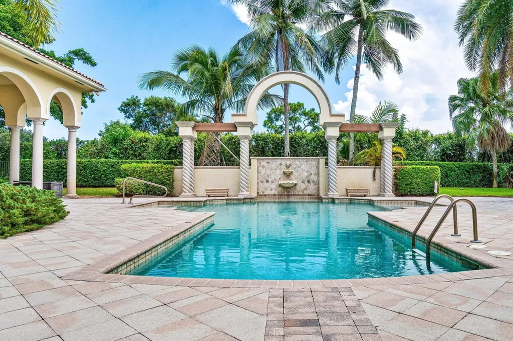 5590 Vintage Oaks Terrace Delray Beach FL 33484