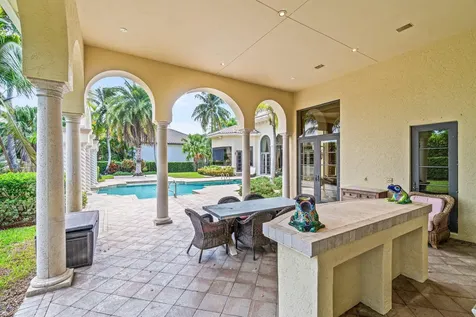 5590 Vintage Oaks Terrace Delray Beach FL 33484