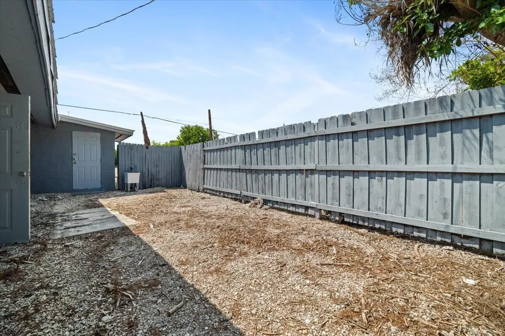 1023 Lee Street Moore Haven FL