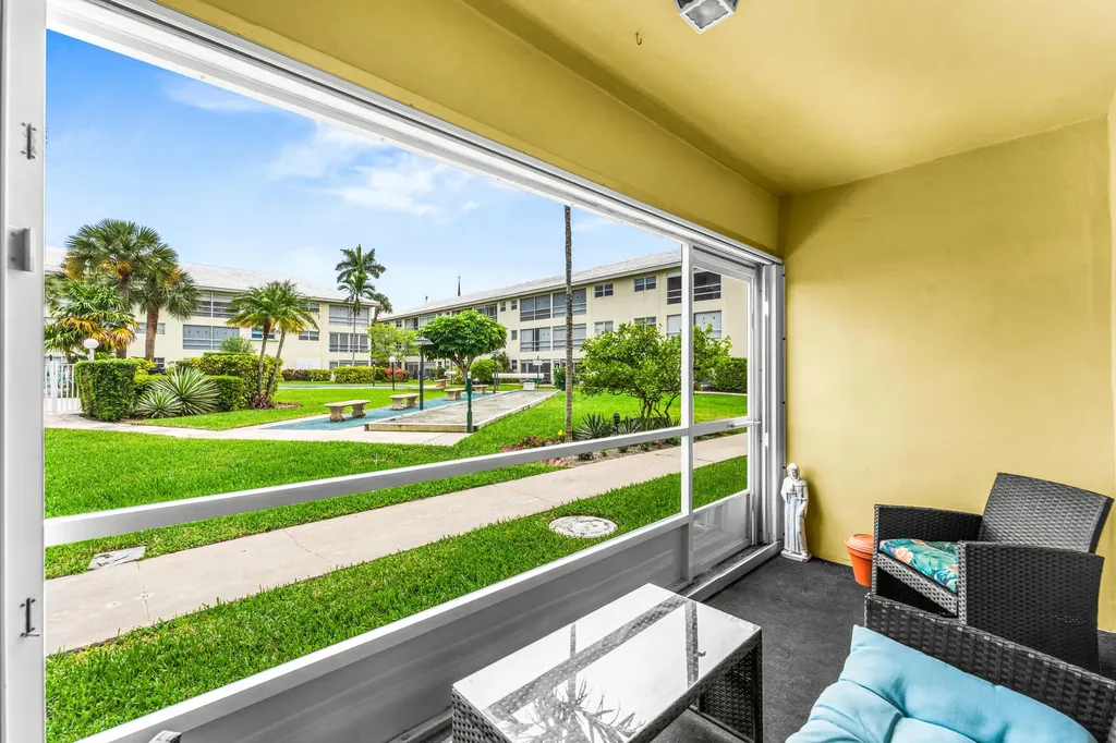 1951 NE 39th Street Lighthouse Point FL 33064