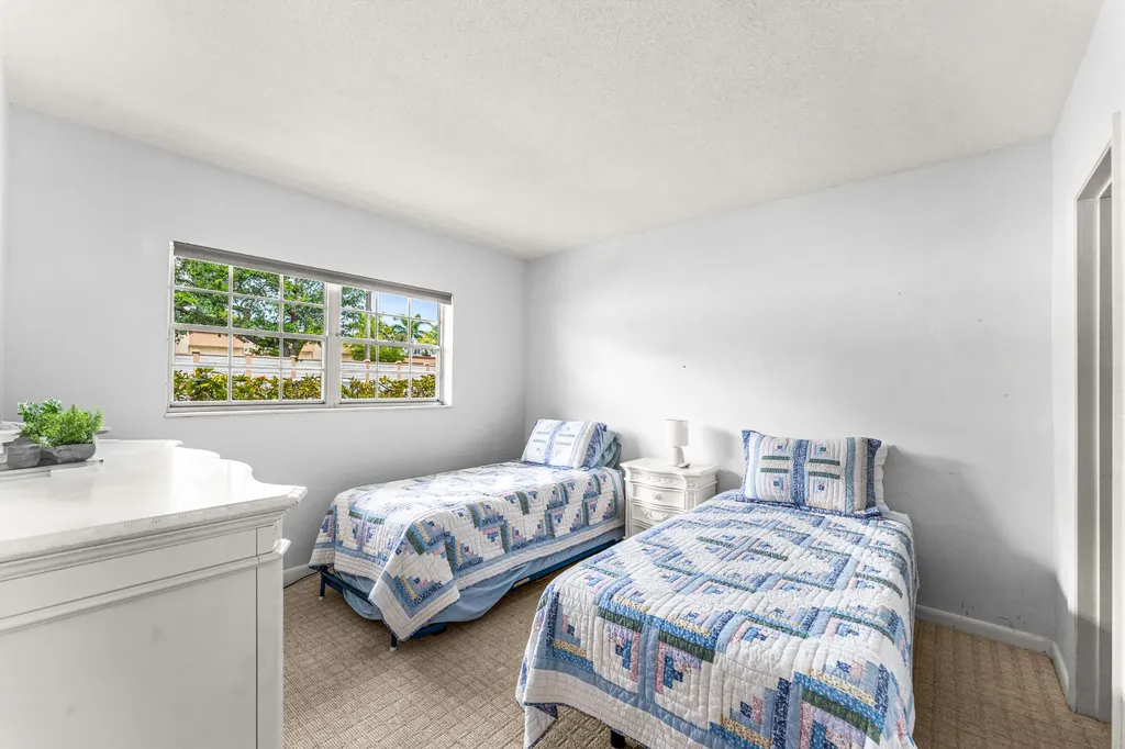 1951 NE 39th Street Lighthouse Point FL 33064