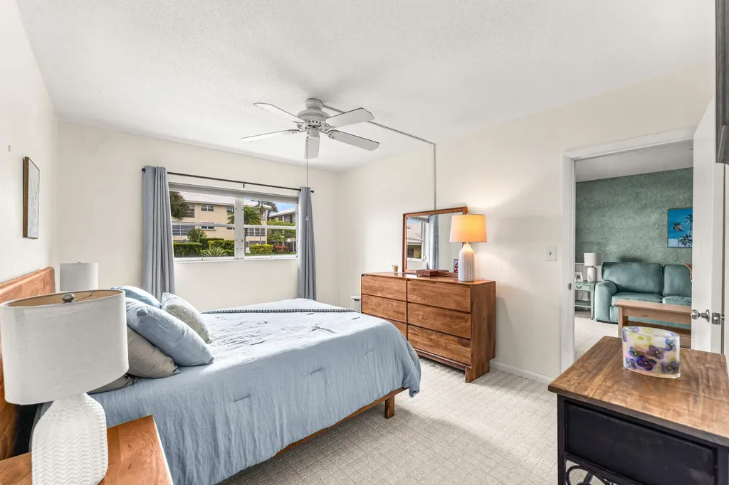 1951 NE 39th Street Lighthouse Point FL 33064