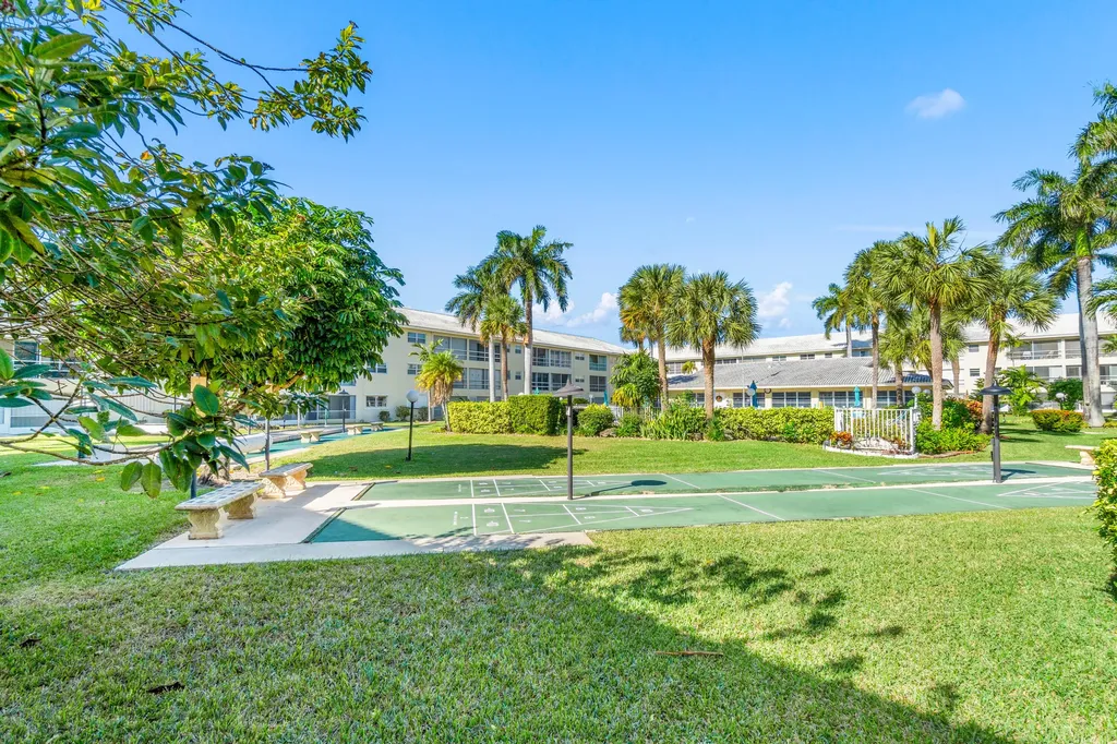 1951 NE 39th Street Lighthouse Point FL 33064
