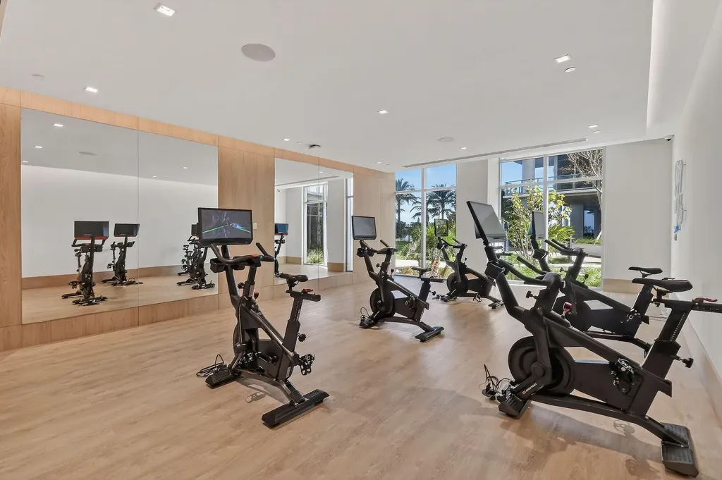 220 Lake Shore Drive Lake Park FL 33403