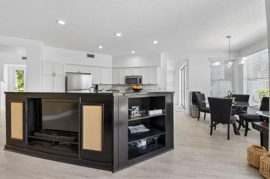 7825 Travelers Tree Drive Boca Raton FL 33433