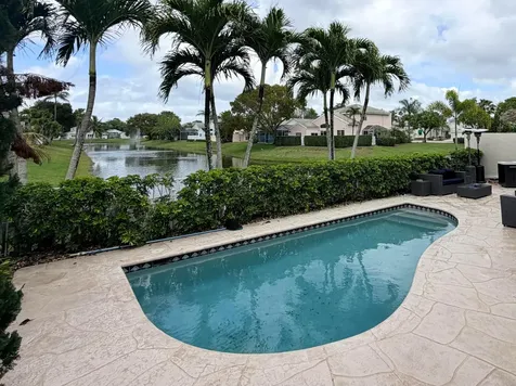 7825 Travelers Tree Drive Boca Raton FL 33433