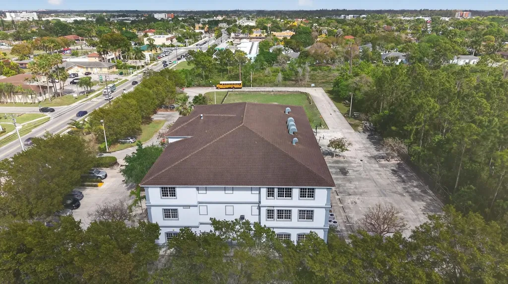 713 W Palm Drive Florida City FL