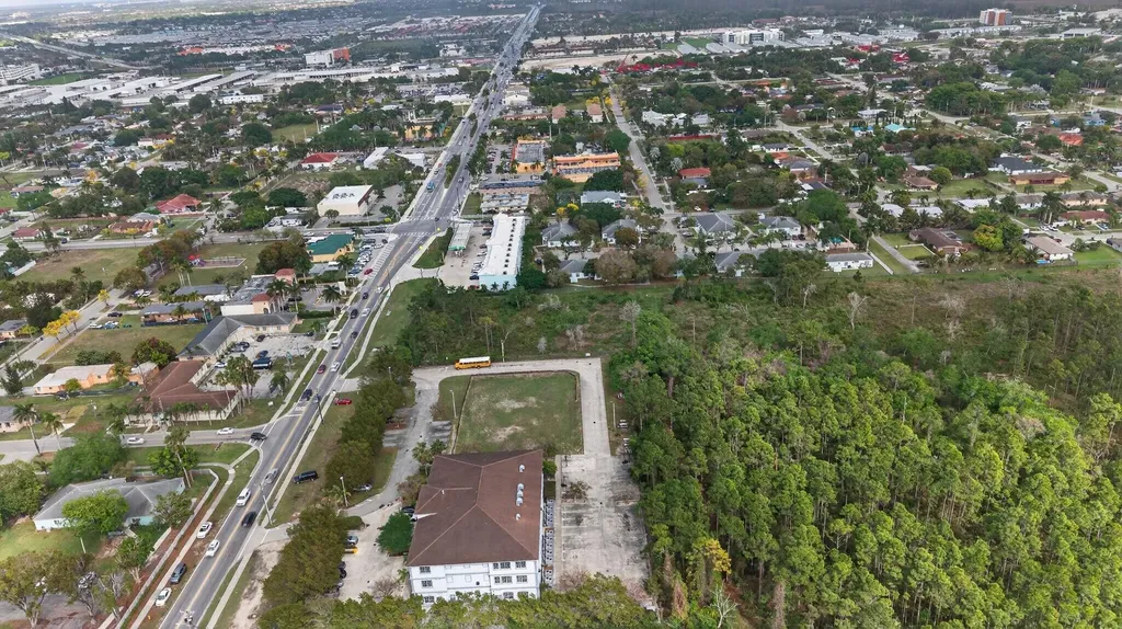 713 W Palm Drive Florida City FL