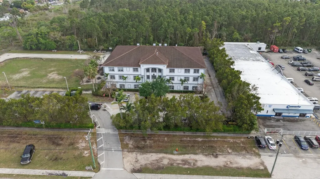 713 W Palm Drive Florida City FL