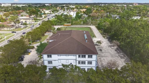 713 W Palm Drive Florida City FL