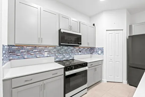 4370 Pond Lily Lane Lake Worth FL 33467