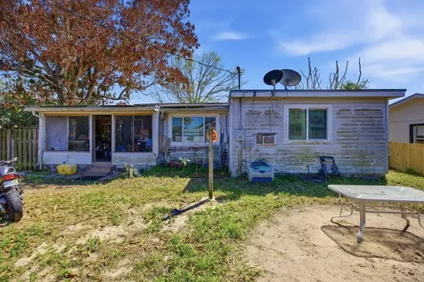 1306 17th Place Vero Beach FL 32960