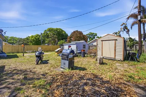 1306 17th Place Vero Beach FL 32960