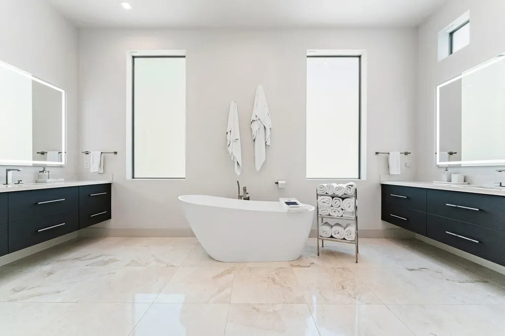 2162 Radnor Road North Palm Beach FL 33408