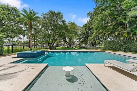 2162 Radnor Road North Palm Beach FL 33408