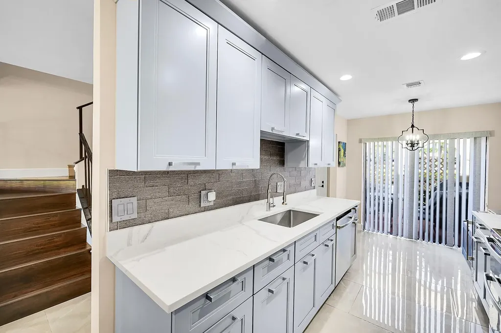 21207 Lago Circle Boca Raton FL 33433