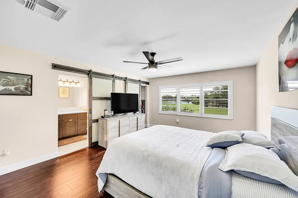 21207 Lago Circle Boca Raton FL 33433