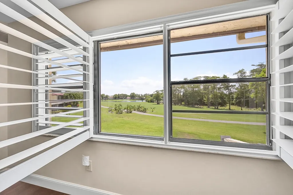 21207 Lago Circle Boca Raton FL 33433