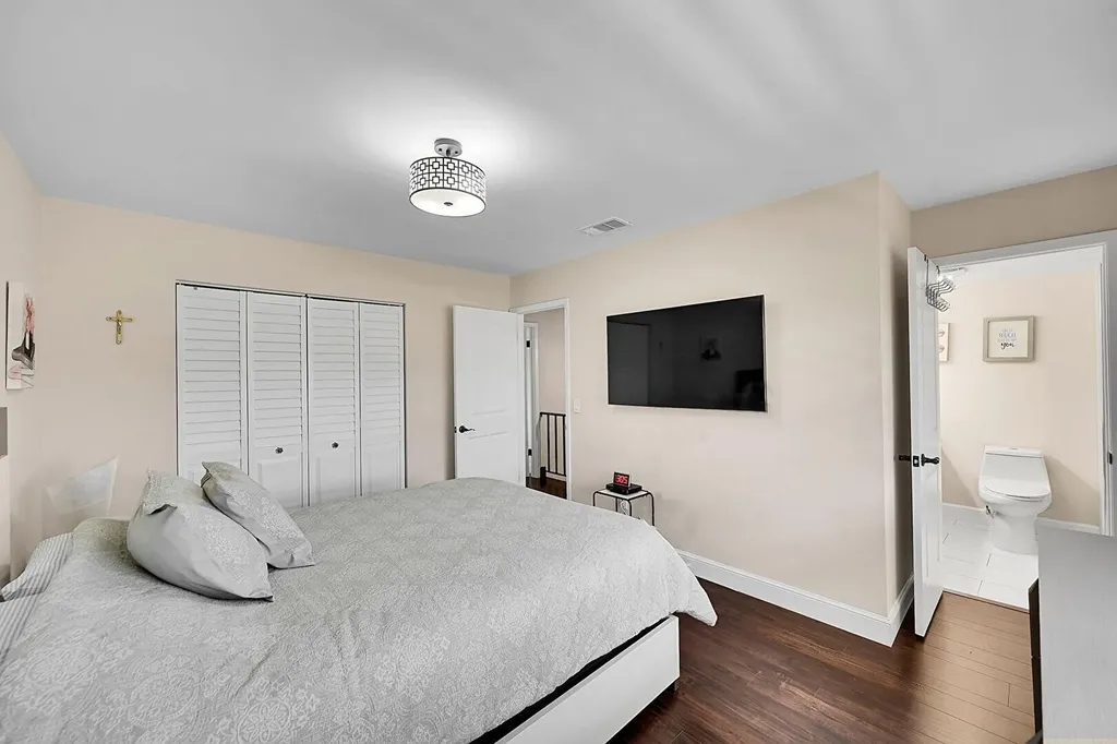 21207 Lago Circle Boca Raton FL 33433