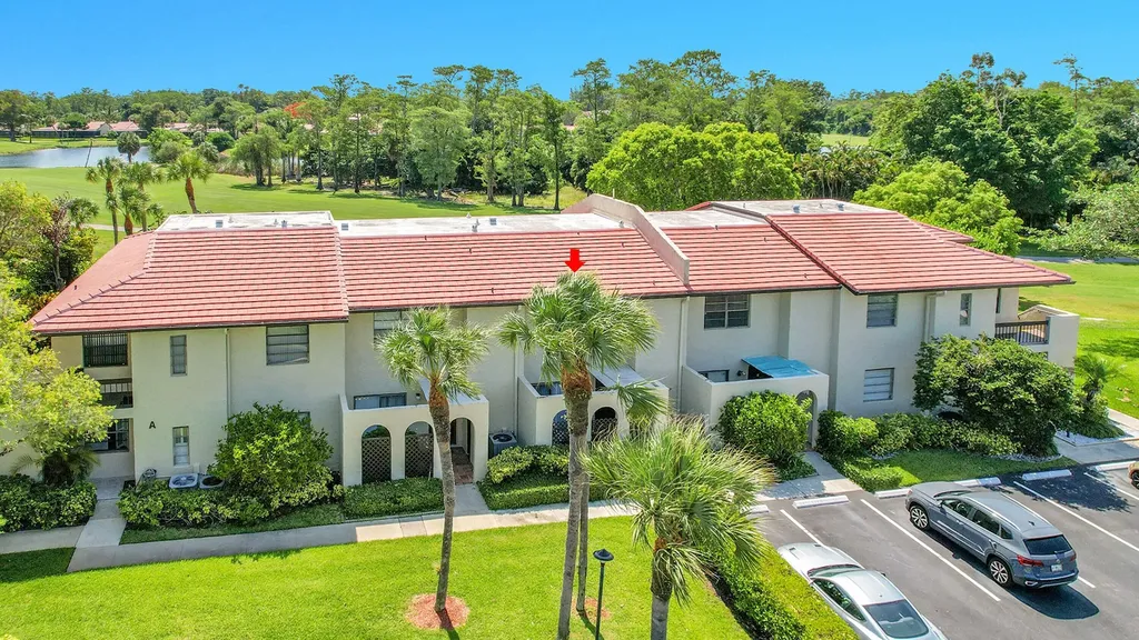 21207 Lago Circle Boca Raton FL 33433