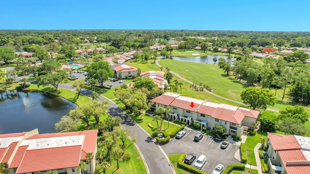 21207 Lago Circle Boca Raton FL 33433
