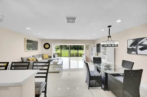 21207 Lago Circle Boca Raton FL 33433