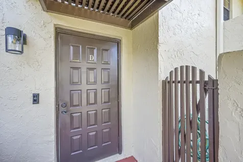 21207 Lago Circle Boca Raton FL 33433
