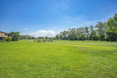 21207 Lago Circle Boca Raton FL 33433