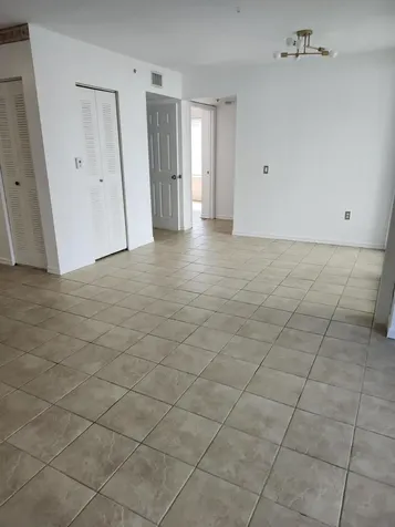 802 Villa Circle Boynton Beach FL 33435