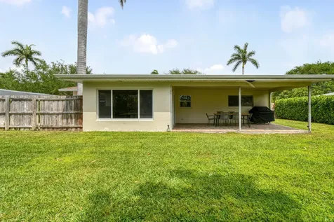 400 Tequesta Drive Tequesta FL 33469