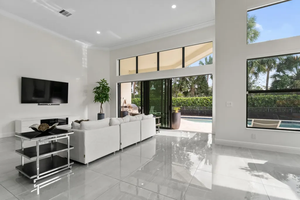 2630 NW 69th Street Boca Raton FL 33496