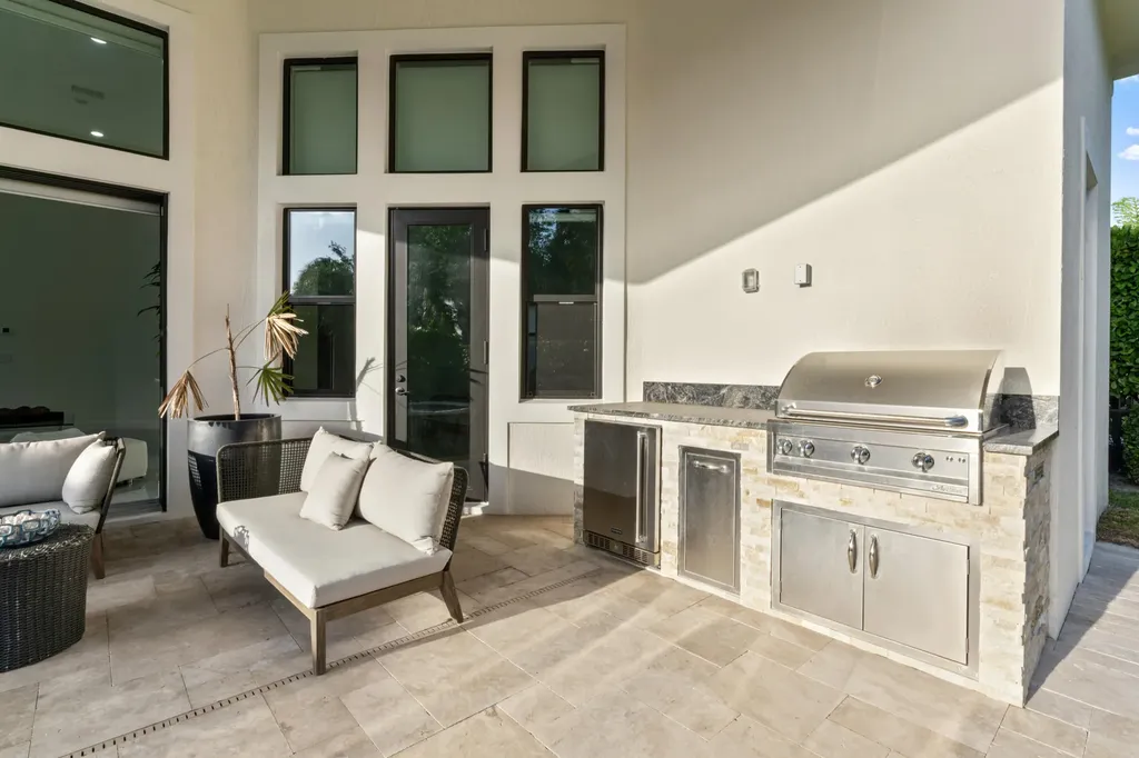 2630 NW 69th Street Boca Raton FL 33496