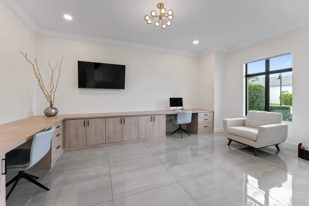 2630 NW 69th Street Boca Raton FL 33496