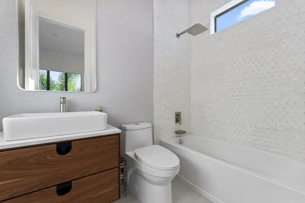 2630 NW 69th Street Boca Raton FL 33496