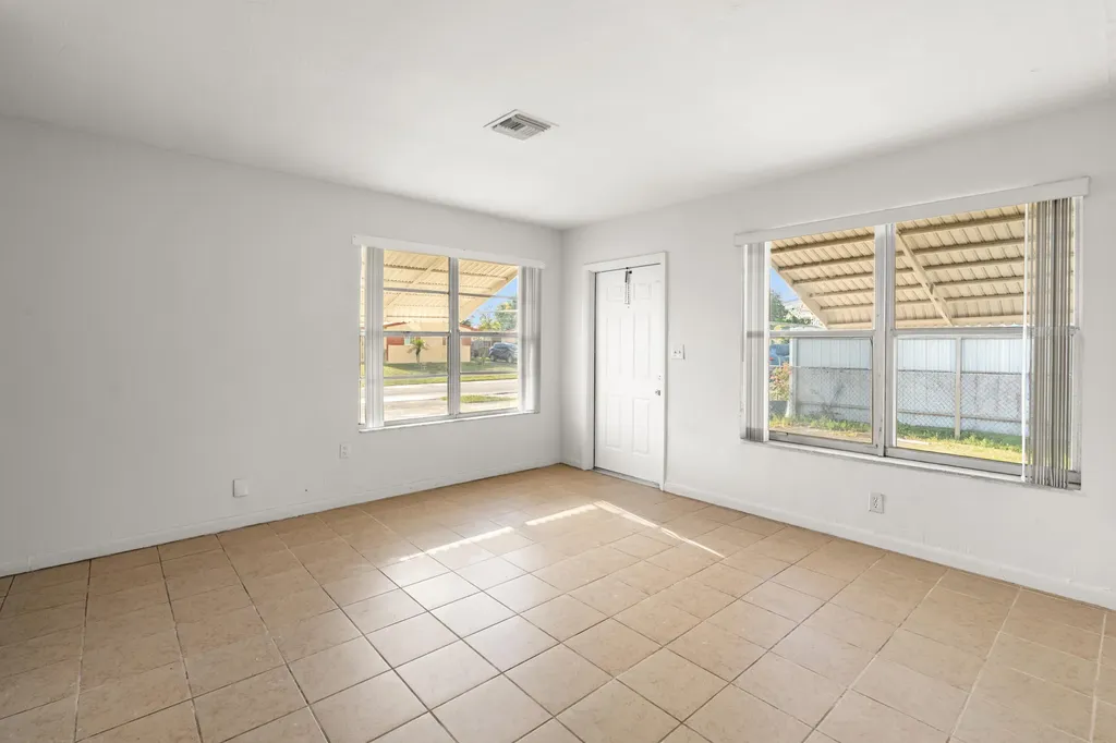 1410 N 69th Avenue Hollywood FL 33024