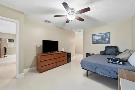 2928 Carambola Circle S Coconut Creek FL 33066