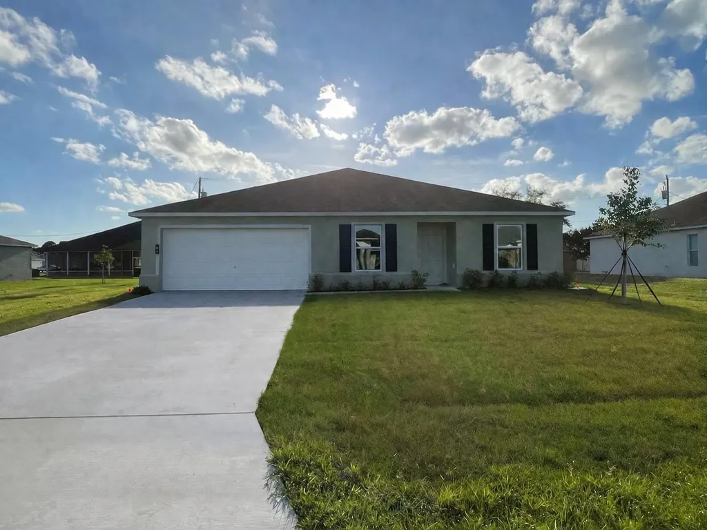1782 SW Gloria Lane Port St Lucie FL 34953