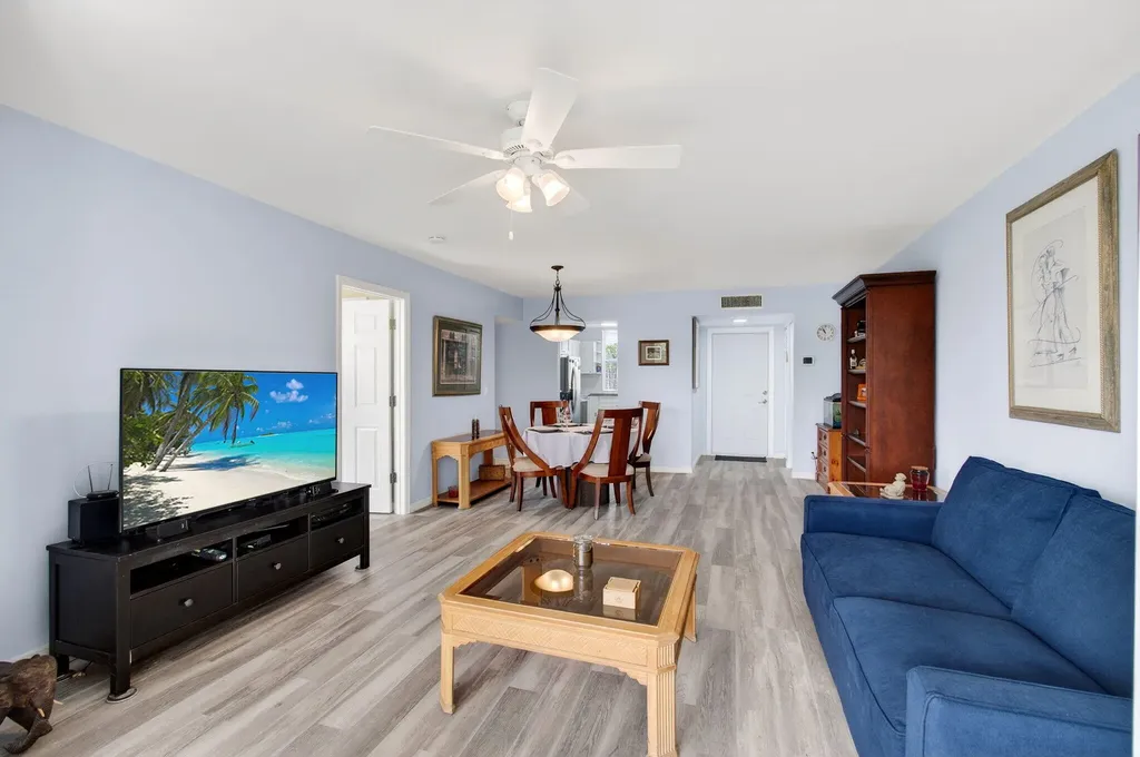 9 Willowbrook Lane Delray Beach FL 33446