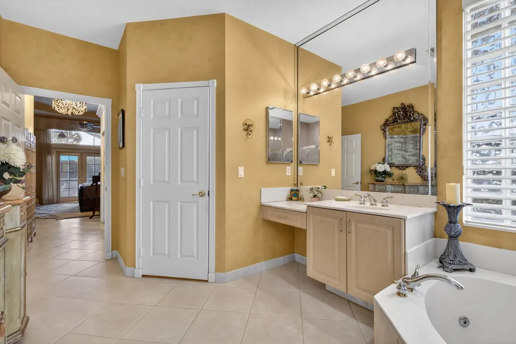 13553 Morocca Lake Lane Delray Beach FL 33446