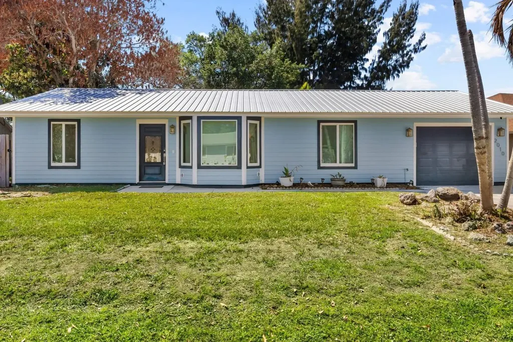 2010 SW Burlington Street Port St Lucie FL 34984