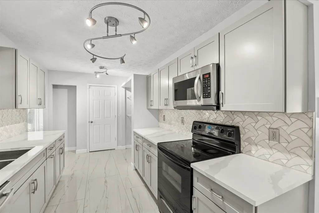 2010 SW Burlington Street Port St Lucie FL 34984