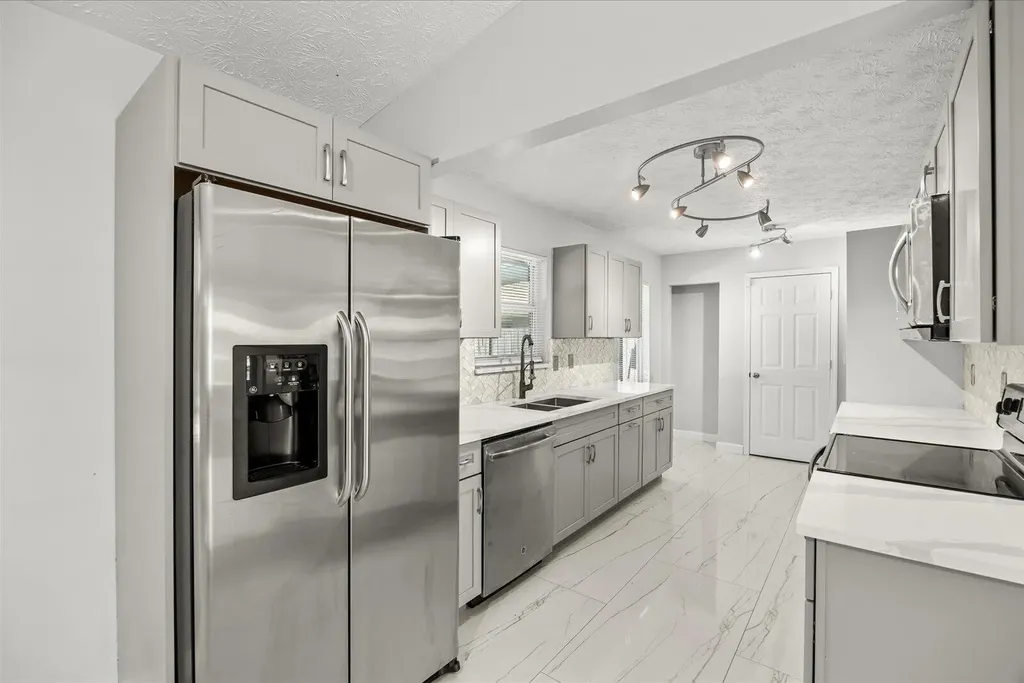 2010 SW Burlington Street Port St Lucie FL 34984