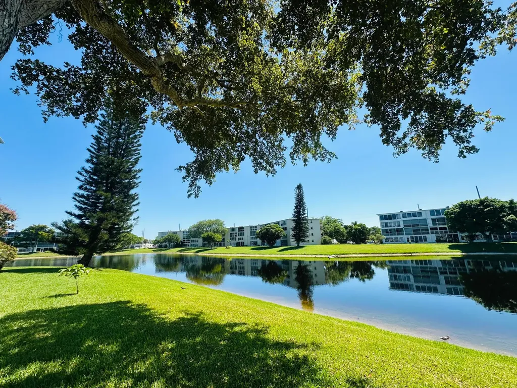 3012 Harwood C Deerfield Beach FL 33442
